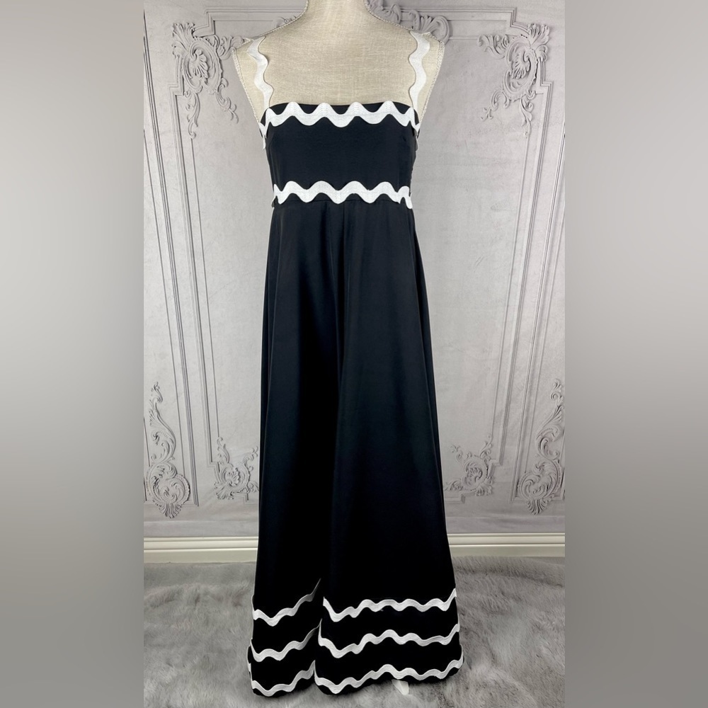 Classy Bohemian Black White Wavy Edge Sleeveless Long Maxi Dress - Picture 3 of 13